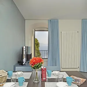  Apartment The And Blue Nest